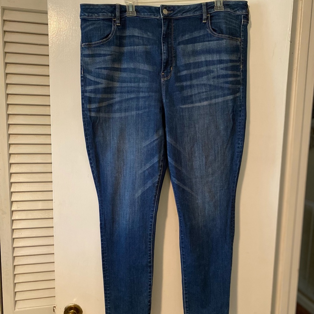 AMERICAN EAGLE OUTFITTERS JEAN JEGGING
